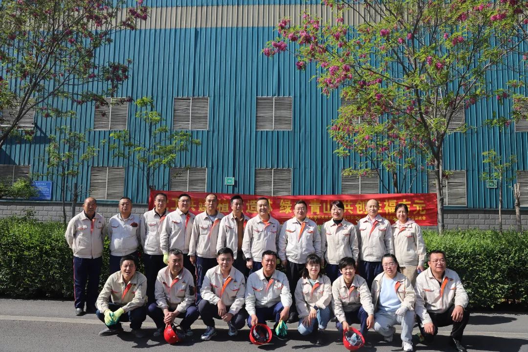 黨工引領添新綠 積極植樹當先鋒